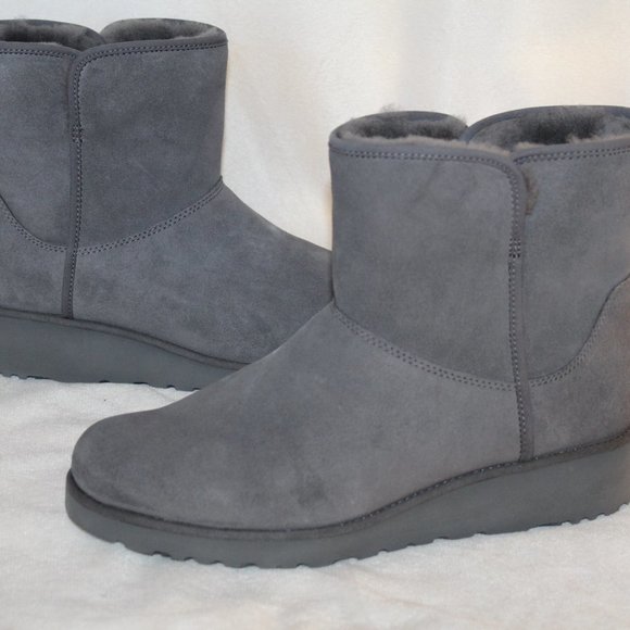 UGG KRISTIN WATER RESISTANT SUEDE BOOTS NEW! - Picture 1 of 11